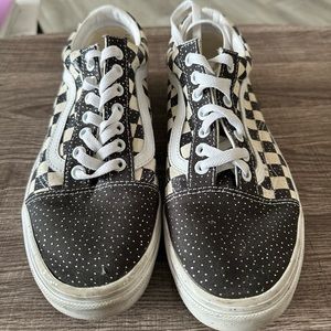 Vans unisex shoes